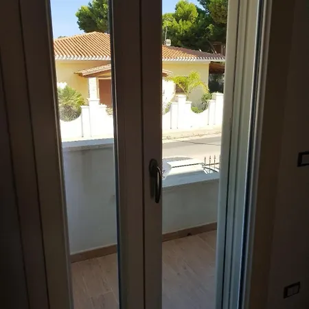 Porto Pino Casa Vacanze 公寓 皮诺港